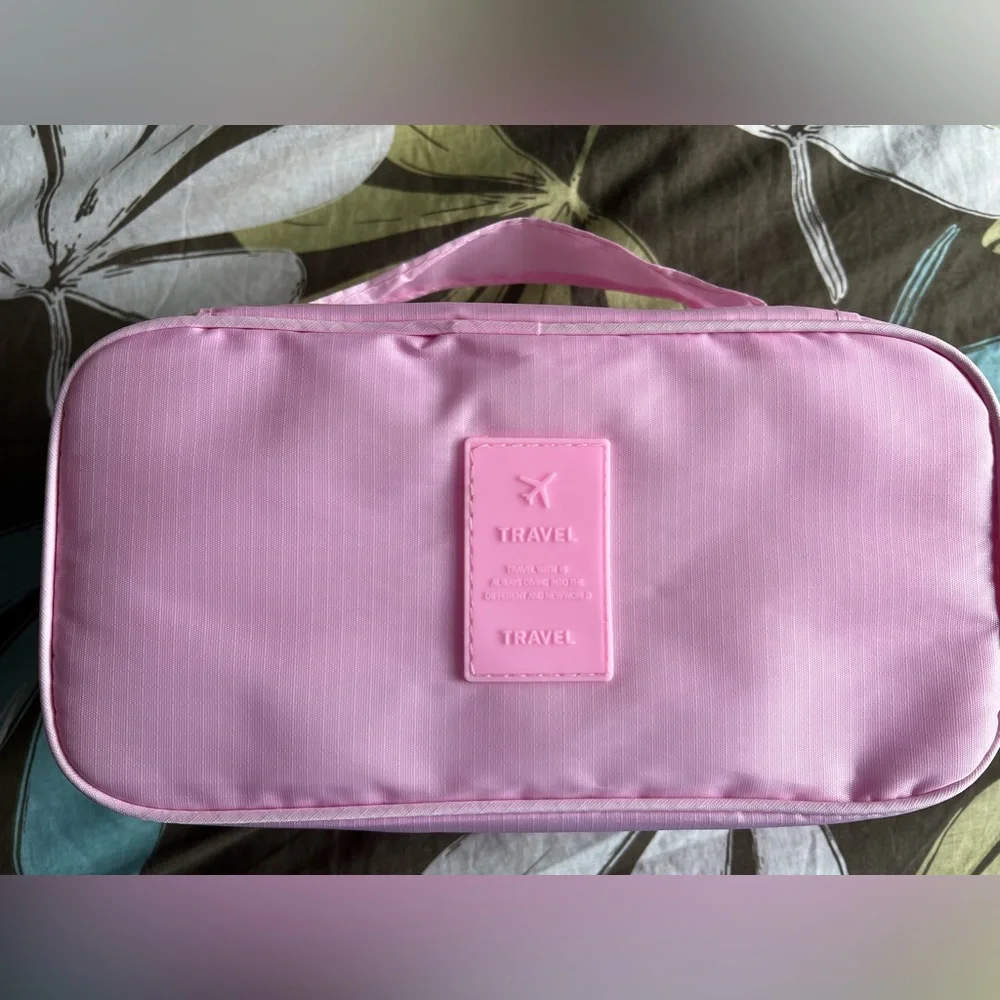 NWOT Organizer for Travel